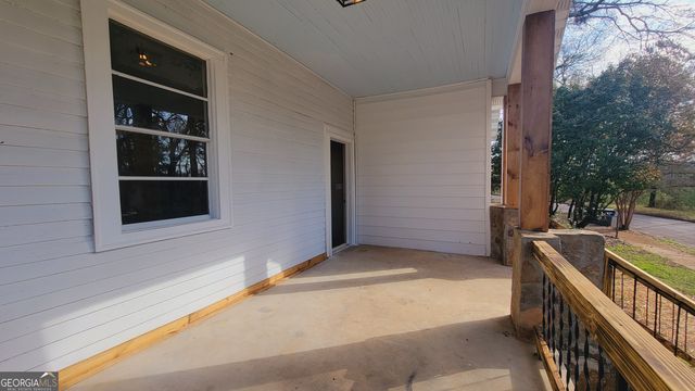 30 Edgewood Avenue, Thomaston, GA 30286