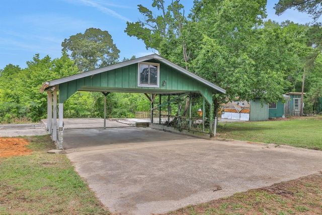 1000 W Dalton Road, Coldspring, TX 77331