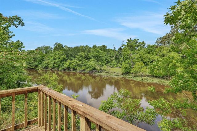 1000 W Dalton Road, Coldspring, TX 77331