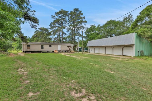 1000 W Dalton Road, Coldspring, TX 77331