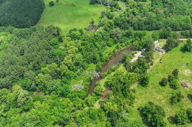 1000 W Dalton Road, Coldspring, TX 77331