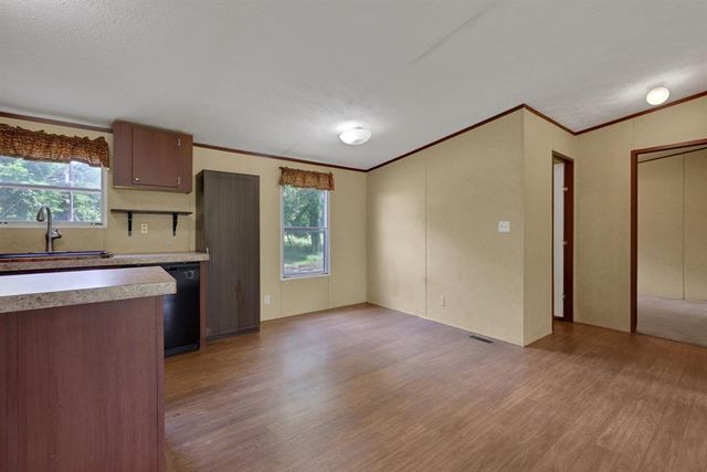 1000 W Dalton Road, Coldspring, TX 77331