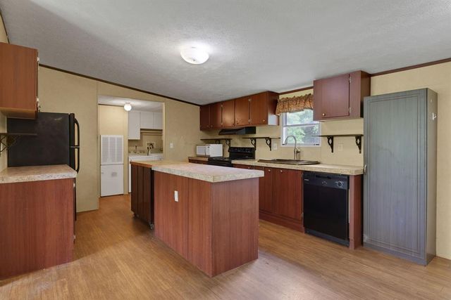 1000 W Dalton Road, Coldspring, TX 77331