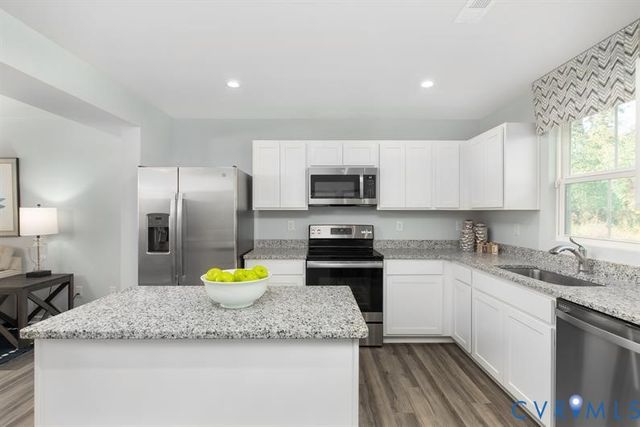 109 Packett Ct, King William, VA 23086