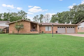 1865 Rikisha Lane, Beaumont, TX 77706