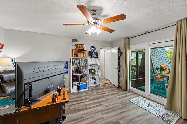 14521 CATALINA CIRCLE, Seminole, FL 33776