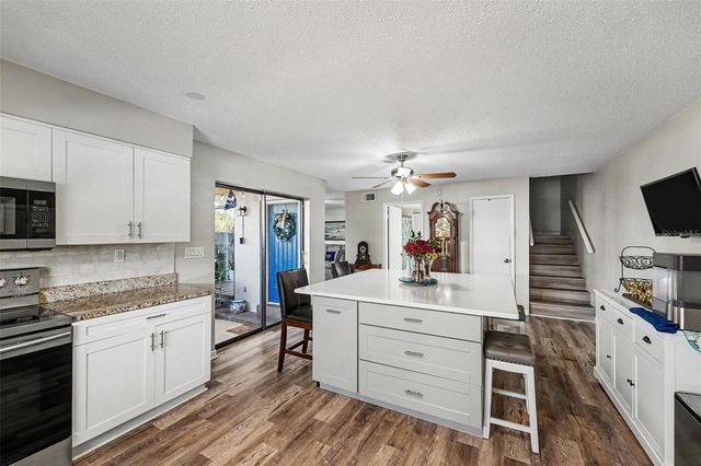 14521 CATALINA CIRCLE, Seminole, FL 33776