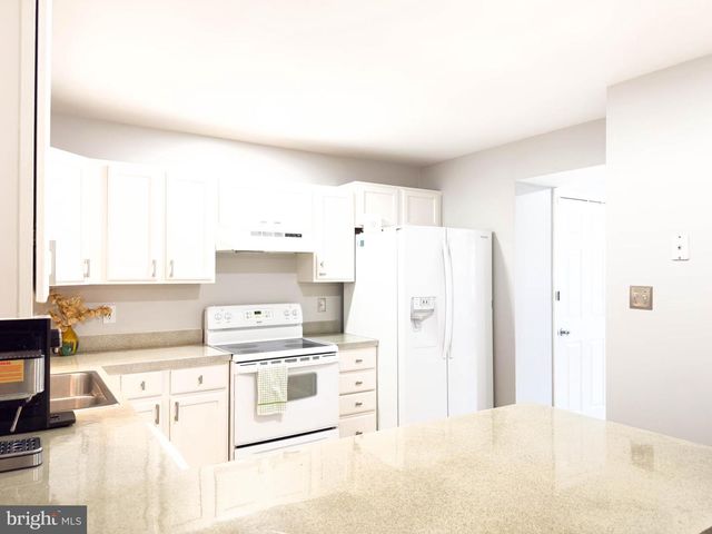 13 BOULEVARD PL, Linthicum Heights, MD 21090