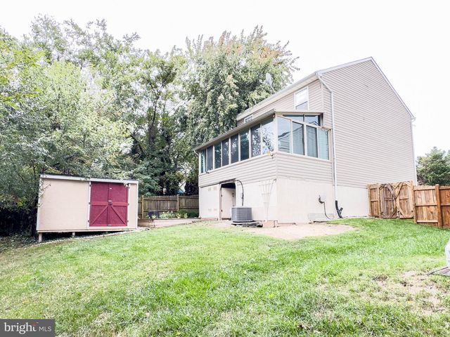 13 BOULEVARD PL, Linthicum Heights, MD 21090