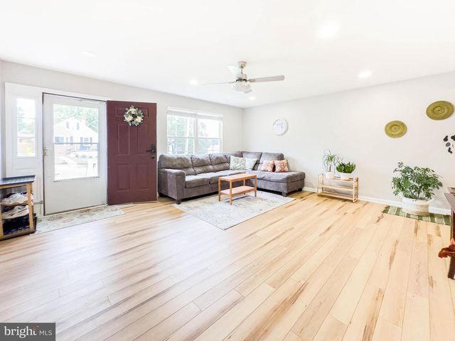 13 BOULEVARD PL, Linthicum Heights, MD 21090