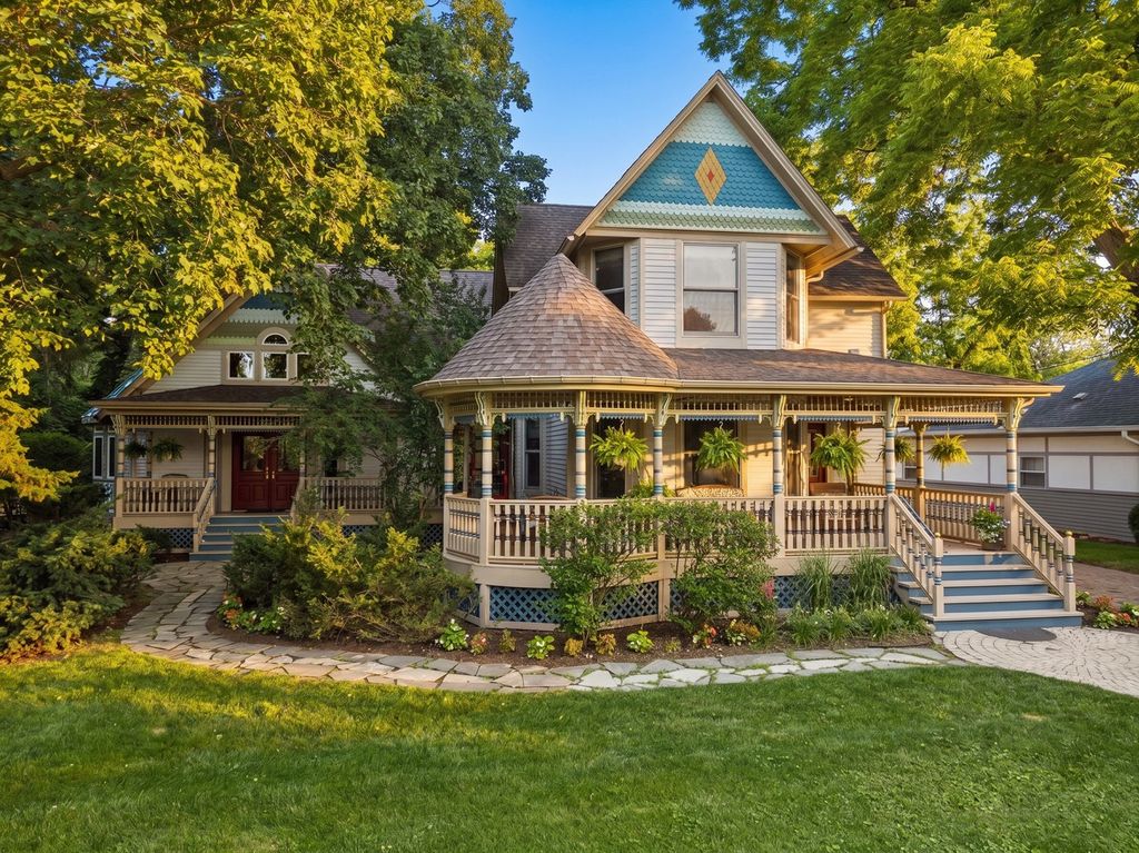 636 N Dunton Avenue, Arlington Heights, IL 60004 — exterior