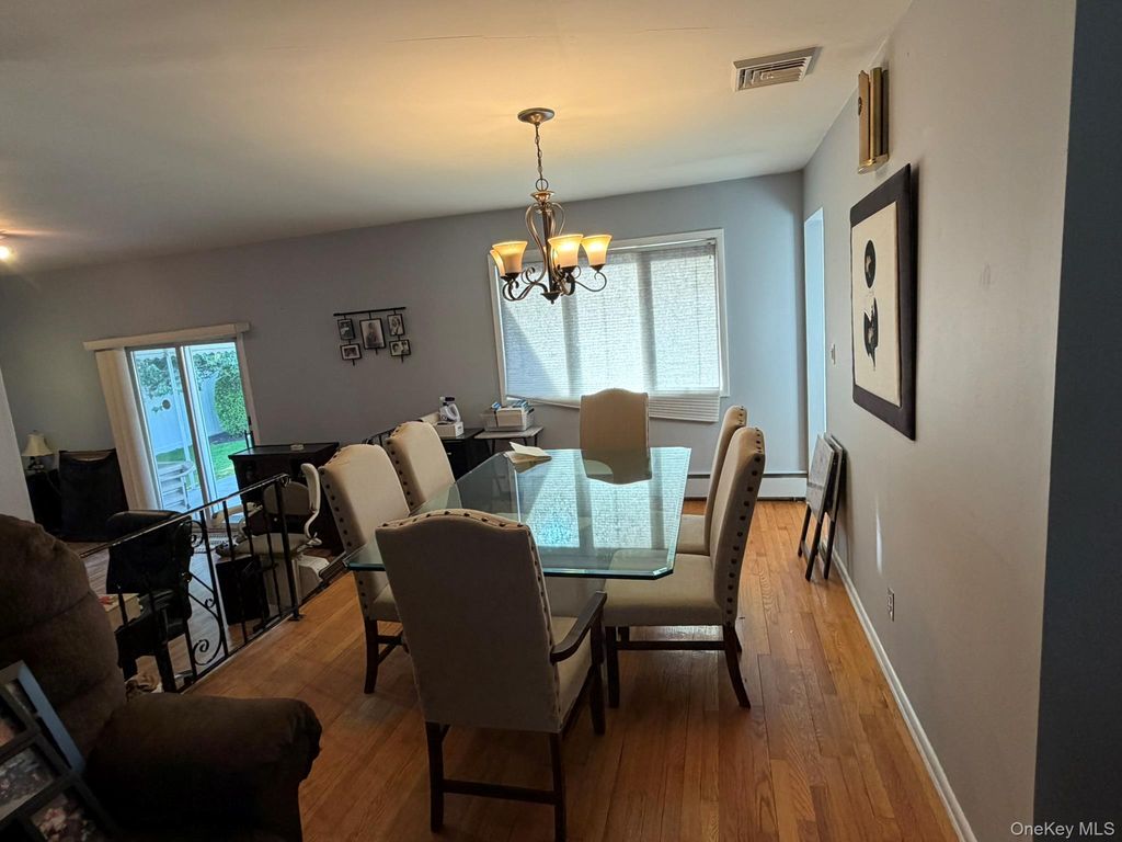508 Nolting Avenue, North Babylon, NY 11703 — photo 4