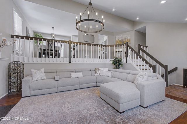 7 Lindner Lane, Howell, NJ 07731