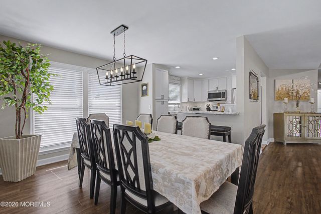 7 Lindner Lane, Howell, NJ 07731