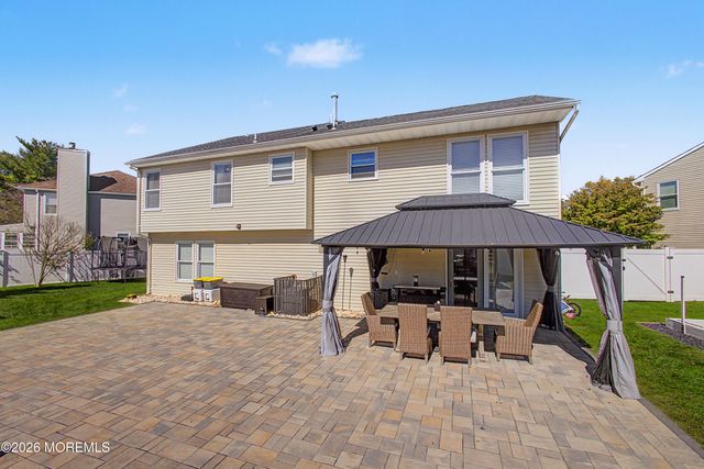 7 Lindner Lane, Howell, NJ 07731