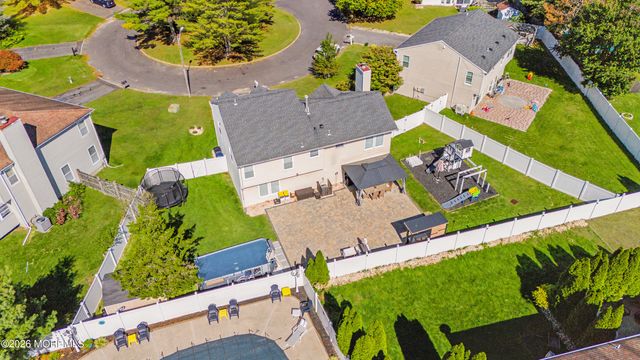 7 Lindner Lane, Howell, NJ 07731