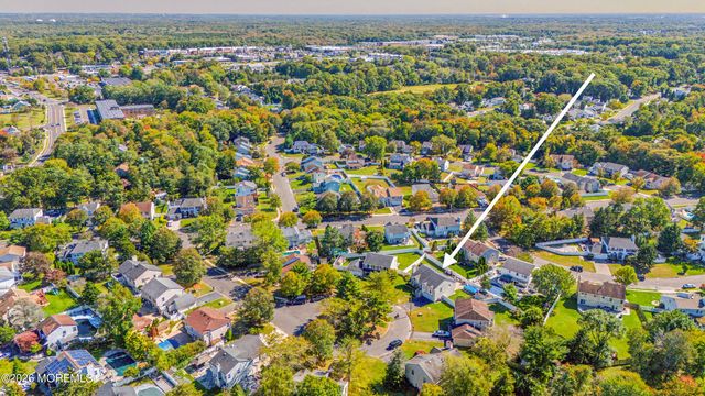 7 Lindner Lane, Howell, NJ 07731