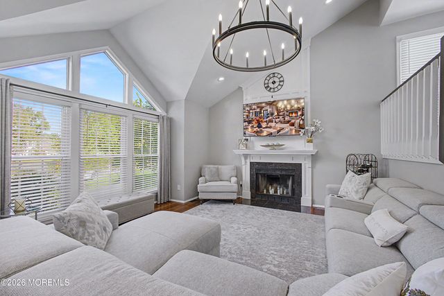 7 Lindner Lane, Howell, NJ 07731