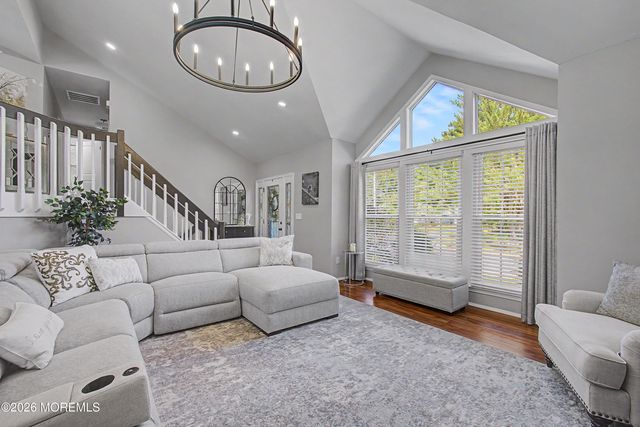 7 Lindner Lane, Howell, NJ 07731