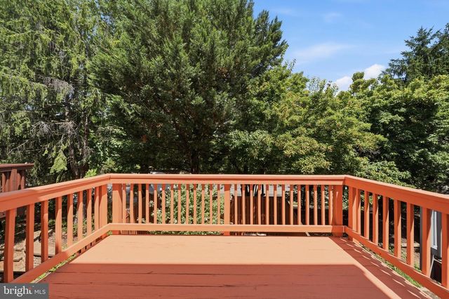 122 LONG ACRE CT, Frederick, MD 21702