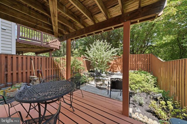 122 LONG ACRE CT, Frederick, MD 21702