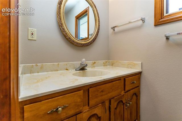 2230 Hill Circle, Colorado Springs, CO 80904