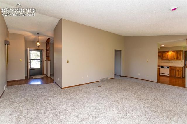 2230 Hill Circle, Colorado Springs, CO 80904