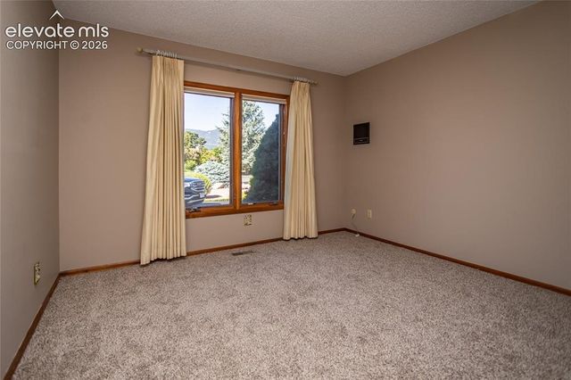2230 Hill Circle, Colorado Springs, CO 80904