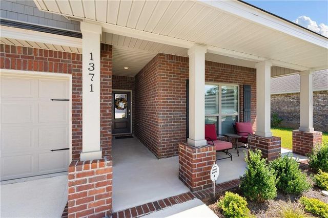 1371 Rosefield Drive E, Mobile, AL 36695