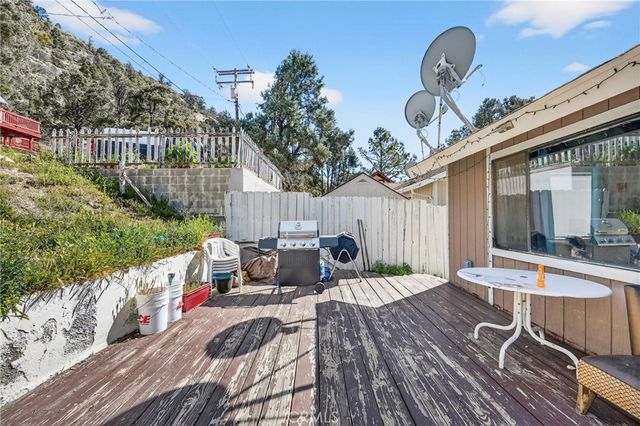 3912 Oakdale Drive, Frazier Park, CA 93225