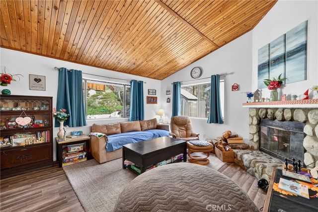 3912 Oakdale Drive, Frazier Park, CA 93225