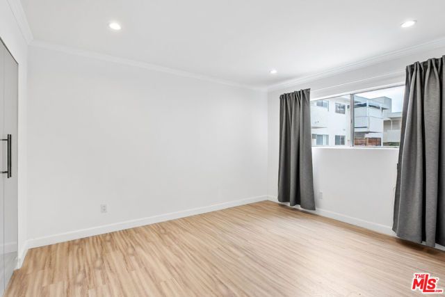 960 Larrabee Street 214, West Hollywood, CA 90069