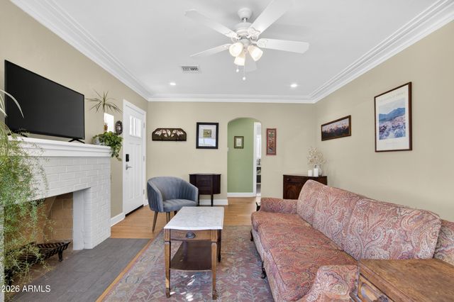 1242 E EDGEMONT Avenue, Phoenix, AZ 85006