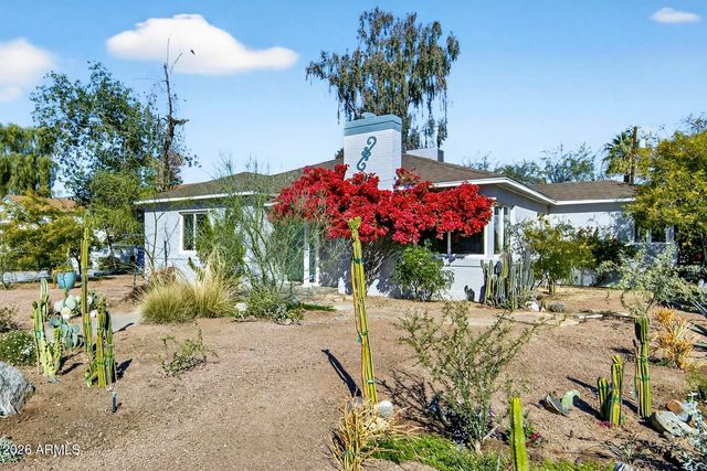 1242 E EDGEMONT Avenue, Phoenix, AZ 85006