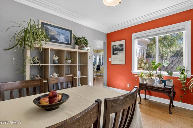 1242 E EDGEMONT Avenue, Phoenix, AZ 85006