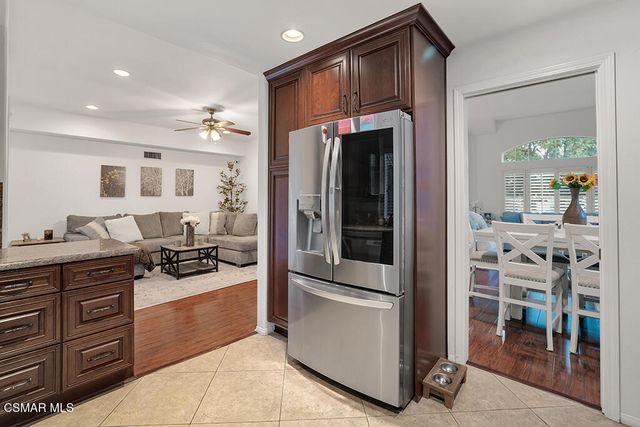 588 Monteleone Avenue, Oak Park, CA 91377