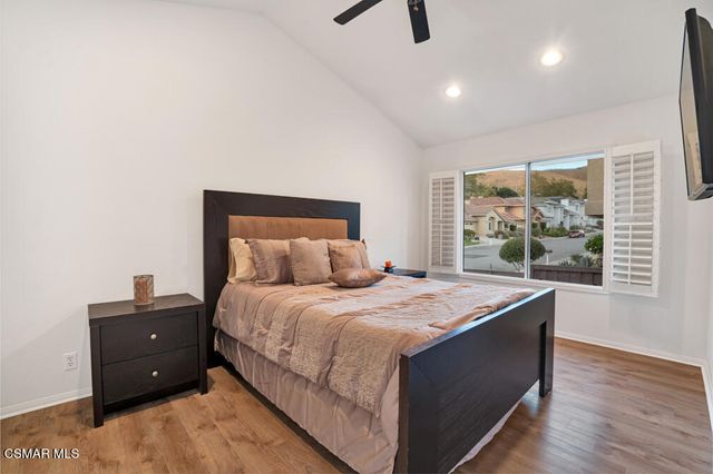 588 Monteleone Avenue, Oak Park, CA 91377