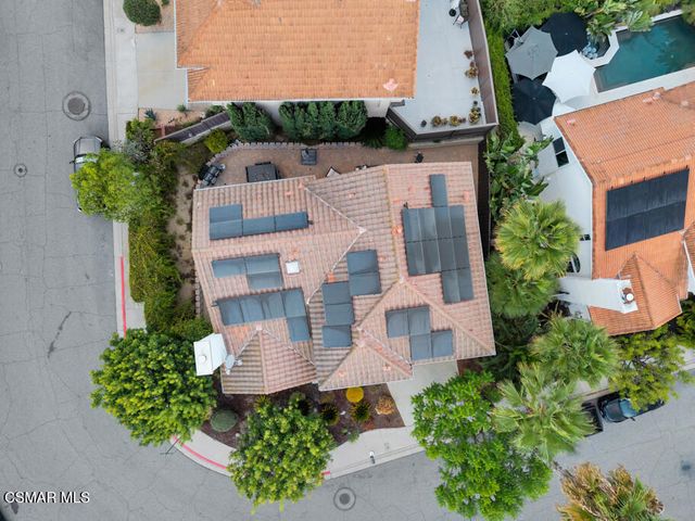 588 Monteleone Avenue, Oak Park, CA 91377