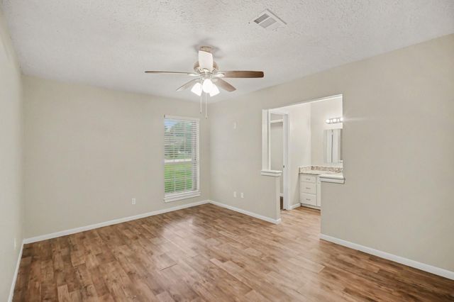 9707 Mackworth Drive, Stafford, TX 77477