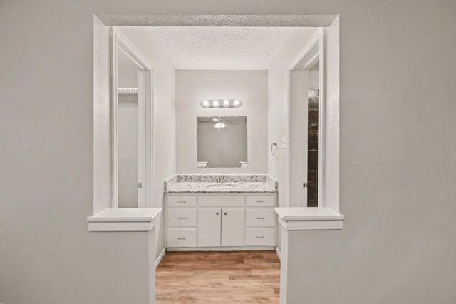 9707 Mackworth Drive, Stafford, TX 77477