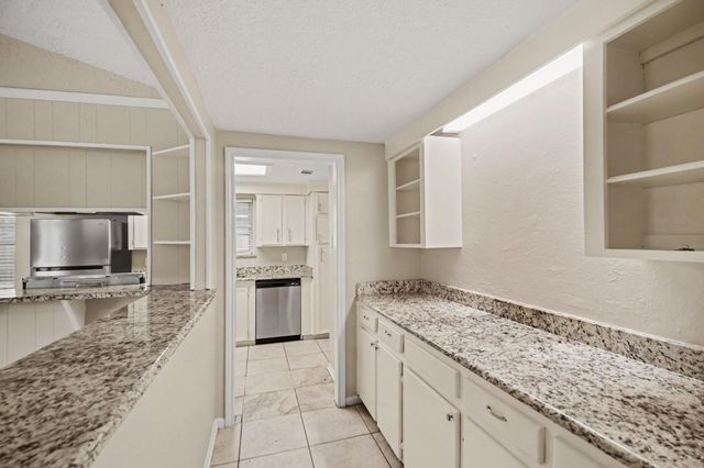 9707 Mackworth Drive, Stafford, TX 77477