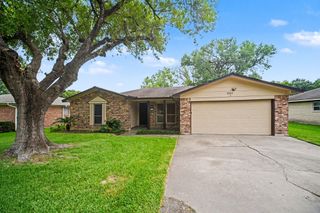 9707 Mackworth Drive, Stafford, TX 77477
