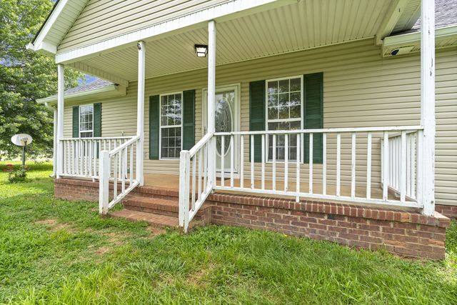 3 Merideth Lynn Rd, Fayetteville, TN 37334