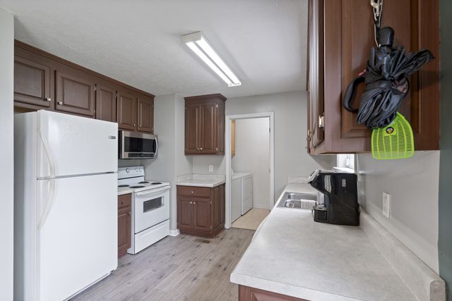 3 Merideth Lynn Rd, Fayetteville, TN 37334