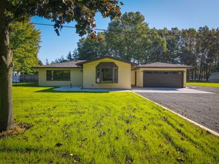 1708 S Carr Road, Muskegon, MI 49442