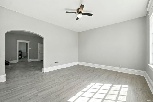 2109 Maumee Avenue, Fort Wayne, IN 46803