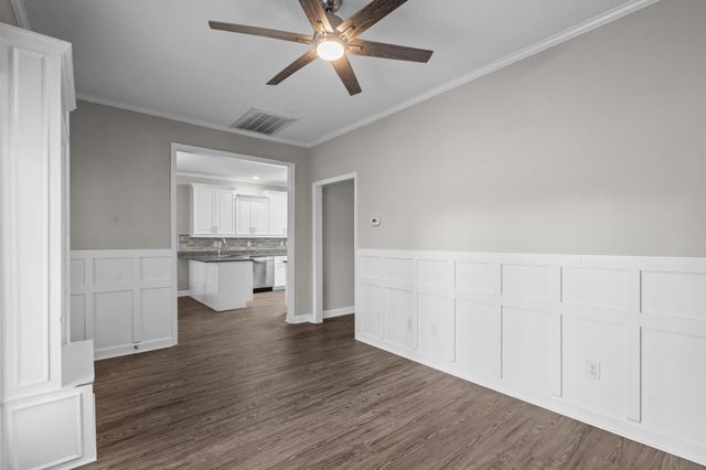 1338 Riverside Dr., Conway, SC 29526