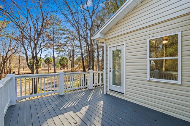 1338 Riverside Dr., Conway, SC 29526