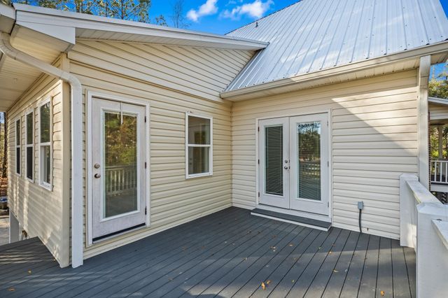 1338 Riverside Dr., Conway, SC 29526