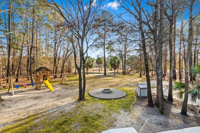 1338 Riverside Dr., Conway, SC 29526